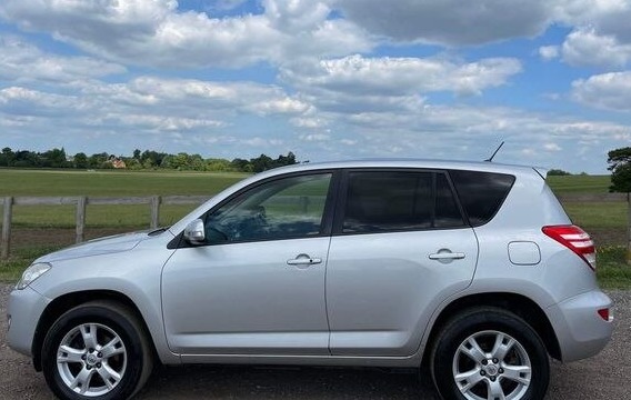 2010 TOYOTA RAV4